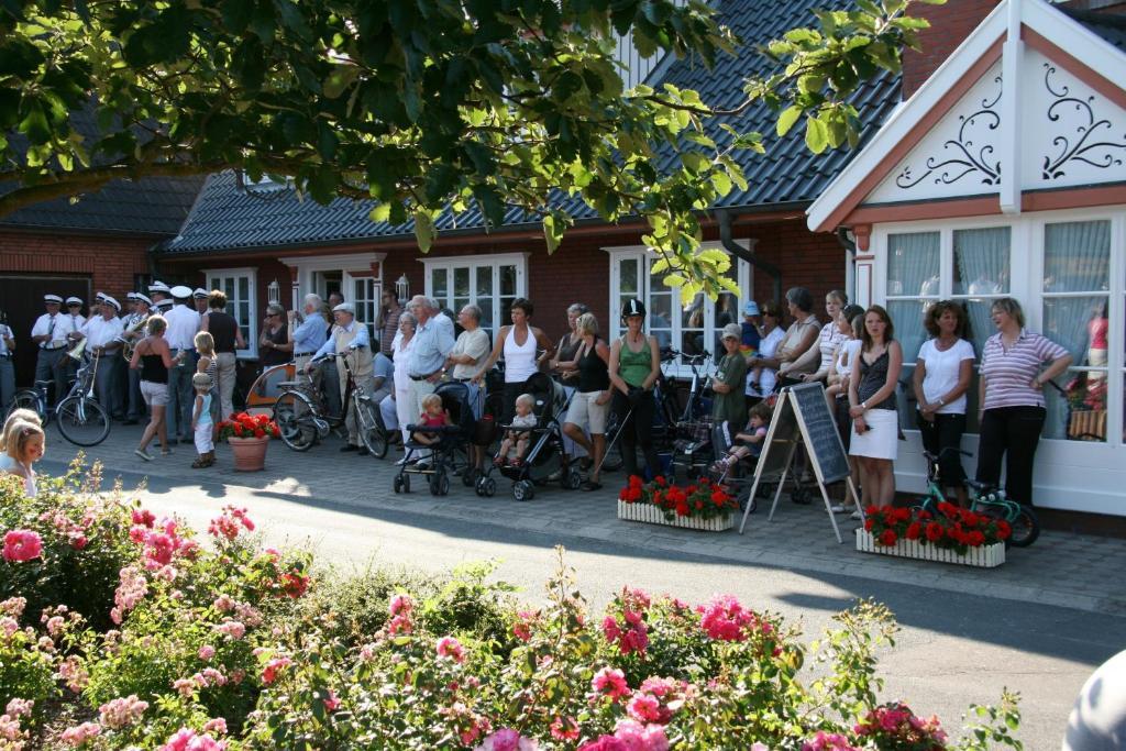 Gasthaus Knudsen Utersum Exterior foto